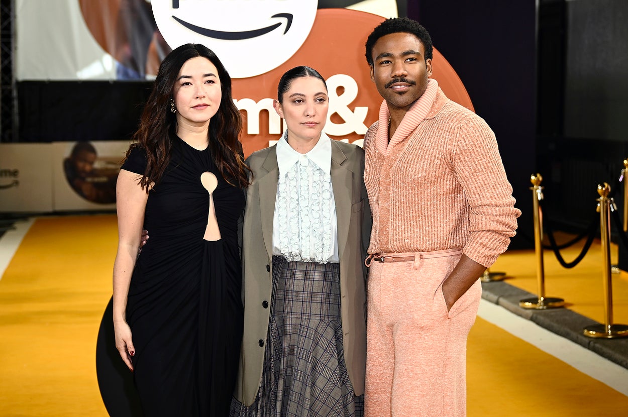 Francesca Sloane Talks Friendship With Donald Glover and Creating 'Mr. & Mrs. Smith' - Vimarsana News