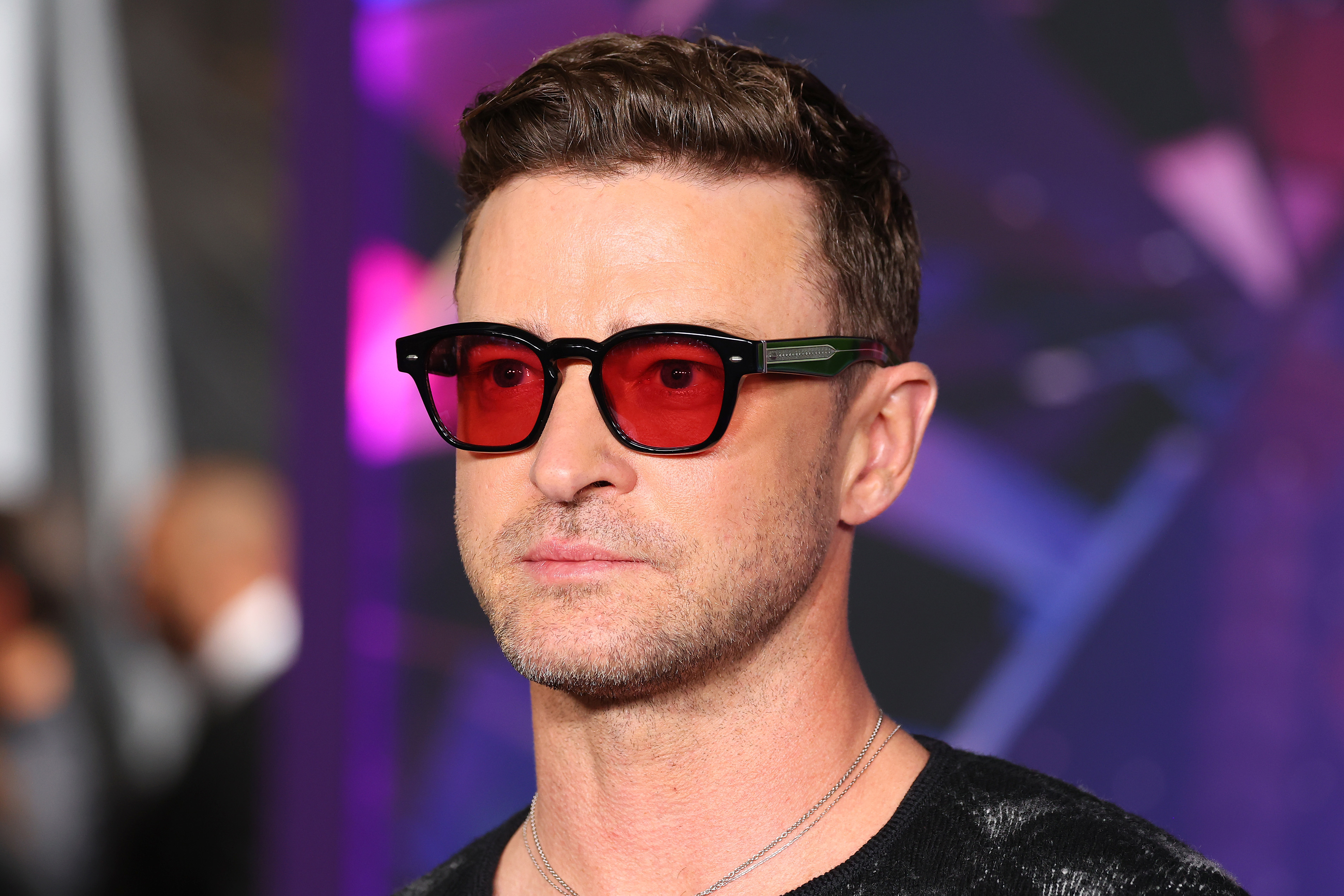 A closeup of Justin timberlake wearing sunglasses