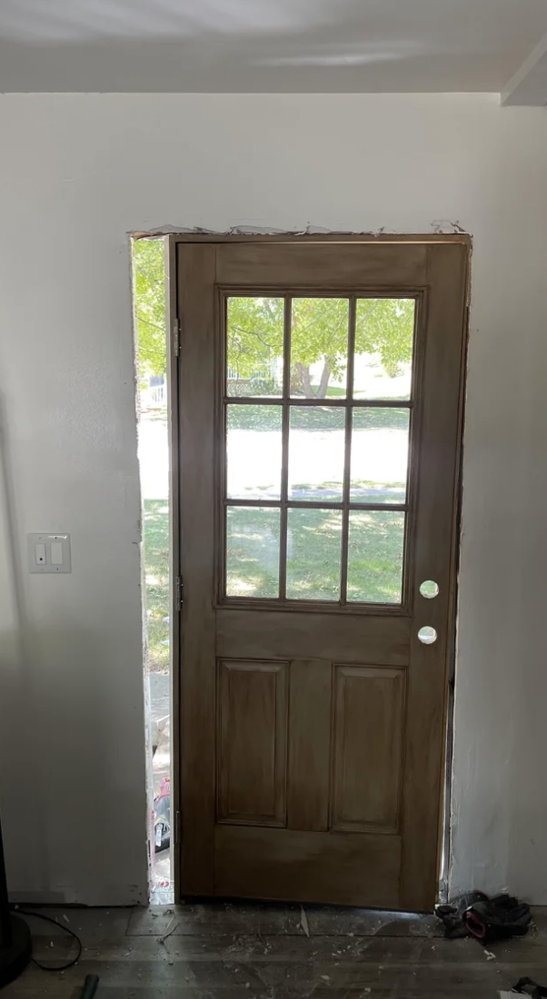 a door that doesn&#x27;t fit the frame