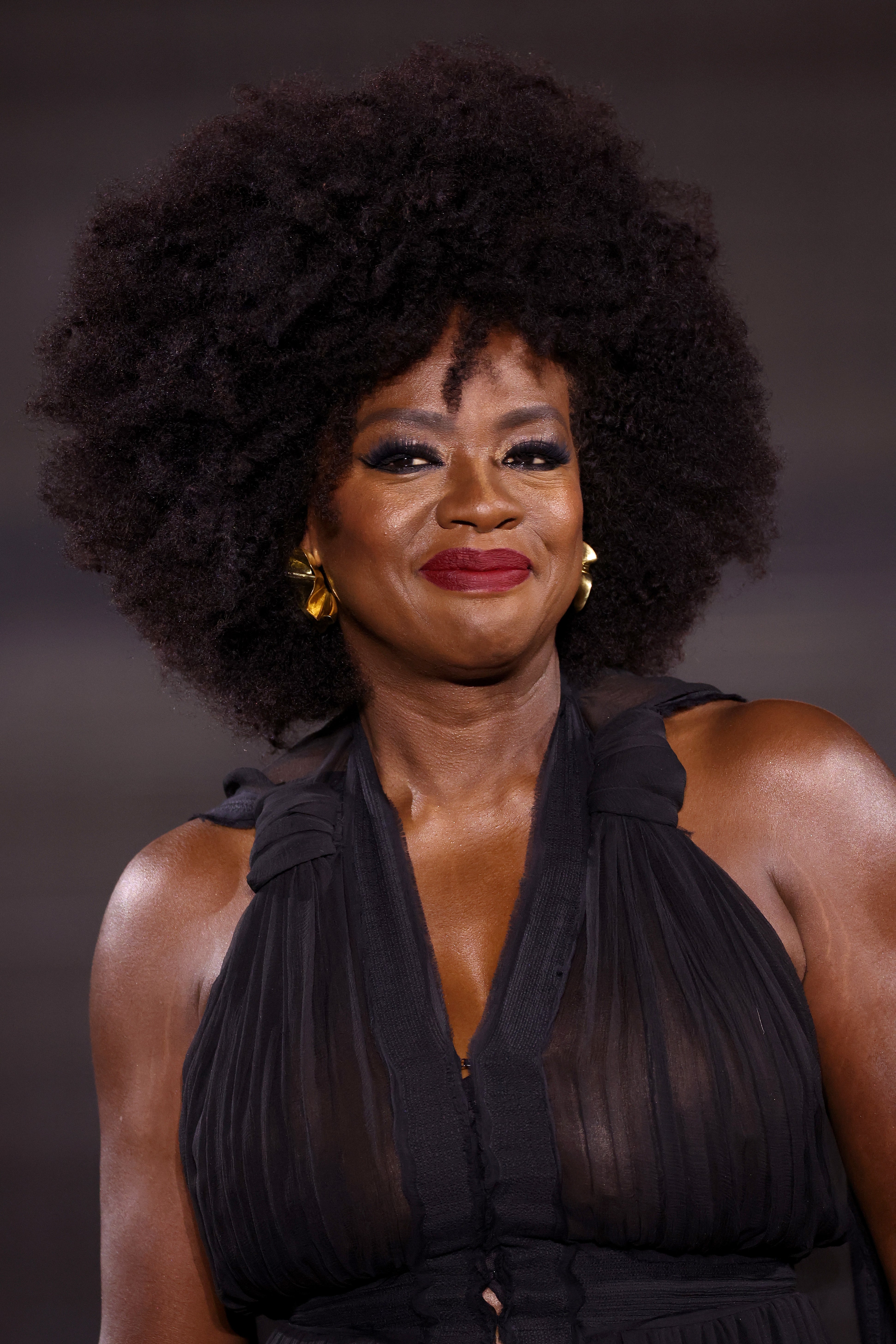 black actors dressed as woman Discuss Importance Of Their Casting size:SIZE 2 Flawless Nude Shoes For Girls Outfits