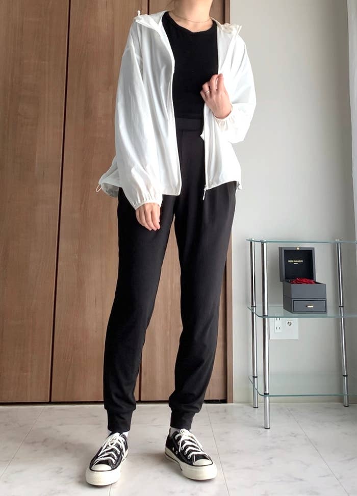 GU（ジーユー）のおすすめボトムス「ヨガパンツGA+E」