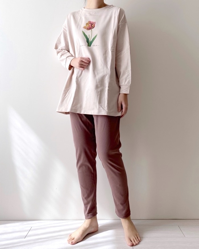 GU(ジーユー)のおすすめのレディースアイテム「ラウンジセット(長袖&ロングパンツ)New York Botanical Garden」