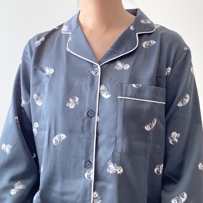 GU（ジーユー）のおすすめルームウェア「サテンパジャマ（長袖&amp;amp;ロングパンツ）（パンダ）」