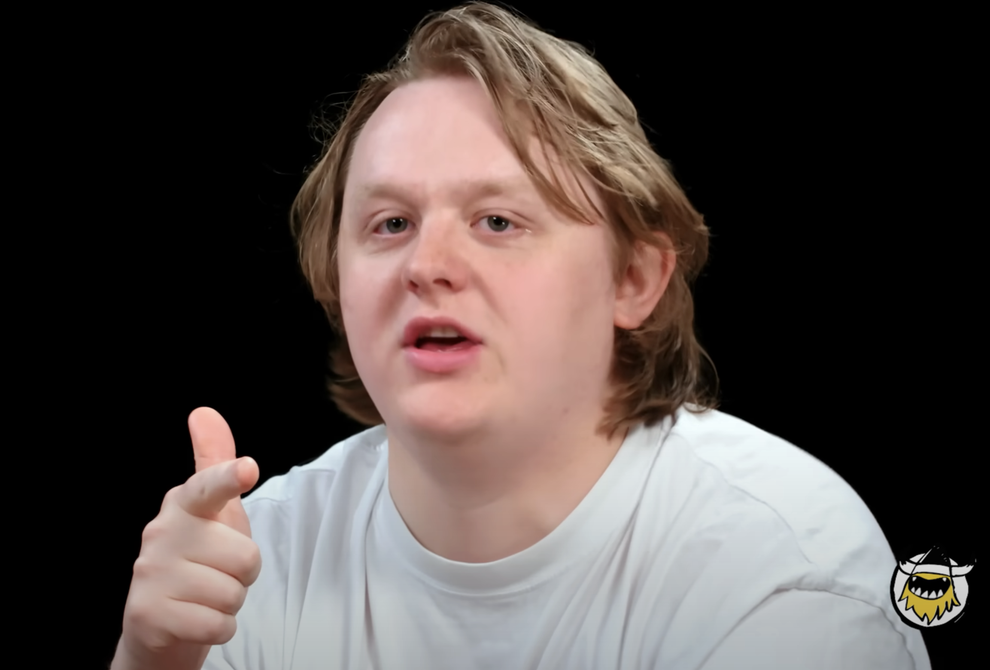 14 Celeb Dating App Horror Stories