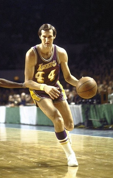 jerry west playing basketball