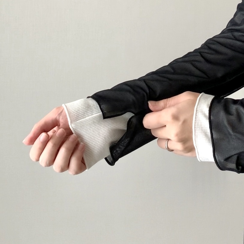 GUのオススメファッション「2ピースシアーT（長袖）+E」