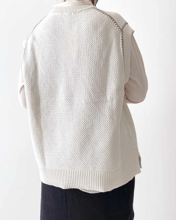 GU（ジーユー）のおすすめトップス「ウォッシャブルステッチニットベスト」