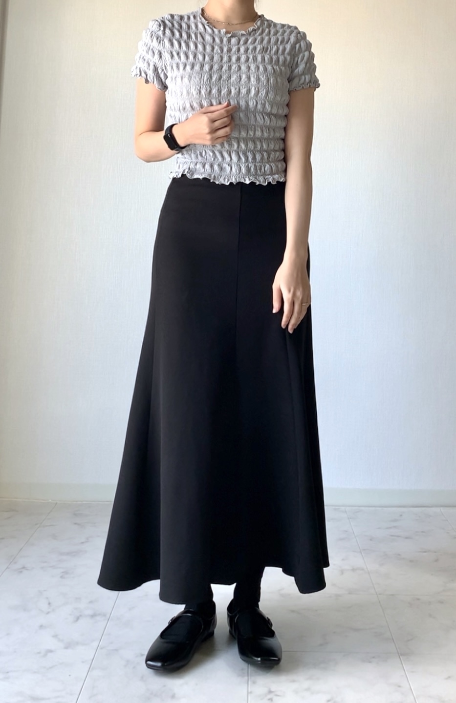 GUのオススメのトップス「シャーリングT(半袖)」のコーディネート