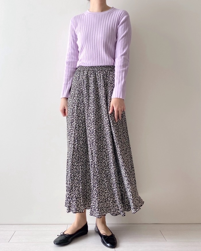 無印良品のおすすめトップス「婦人 大豆繊維を使ったリブクルーネックセーター」