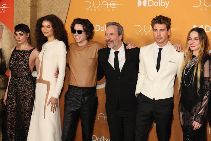 Cast members of &quot;Dune,&quot; posing together at a premiere