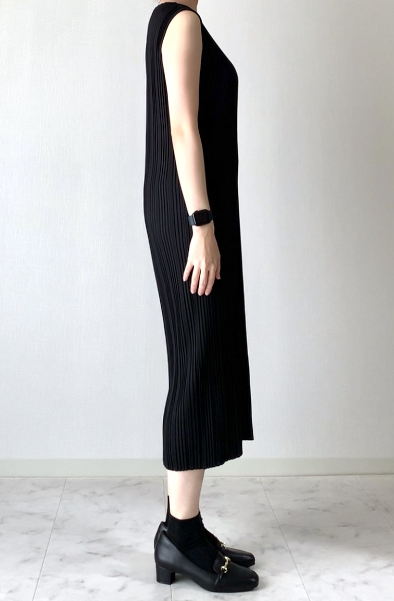 UNIQLO(ユニクロ)のおすすめのレディースアイテム「プリーツワンピース(ノースリーブ・セットアップ可能)」