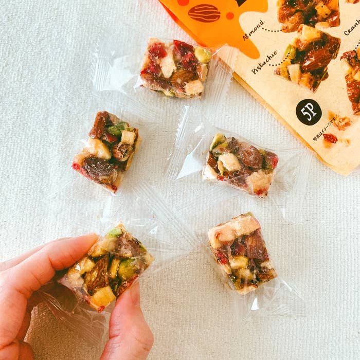 KALDI(カルディ)のおすすめのお菓子「プラリネココ」