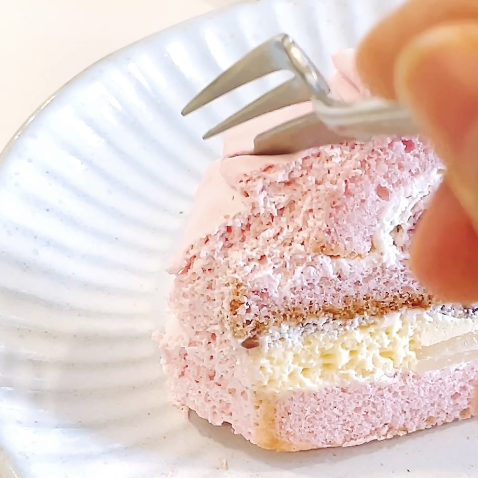 コージーコーナーのおすすめスイーツ「さくらのケーキ」