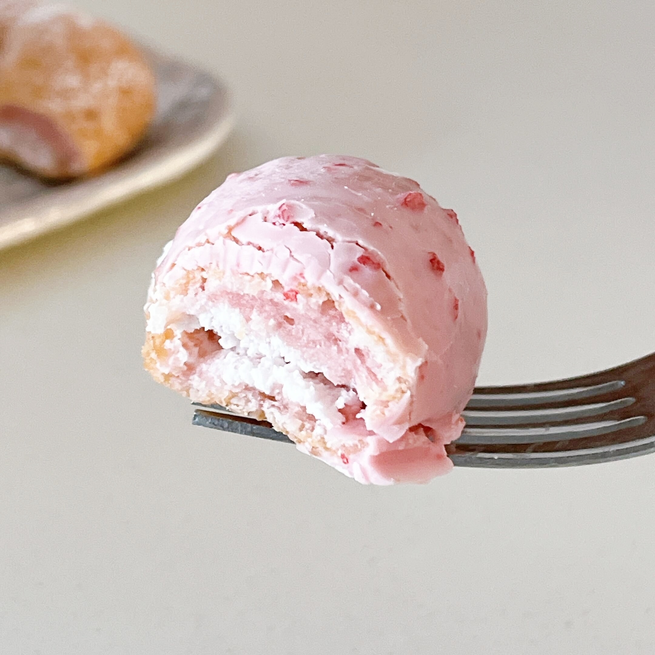 ミスタードーナツのオススメの新商品「桜もちっとドーナツ 五分咲き」