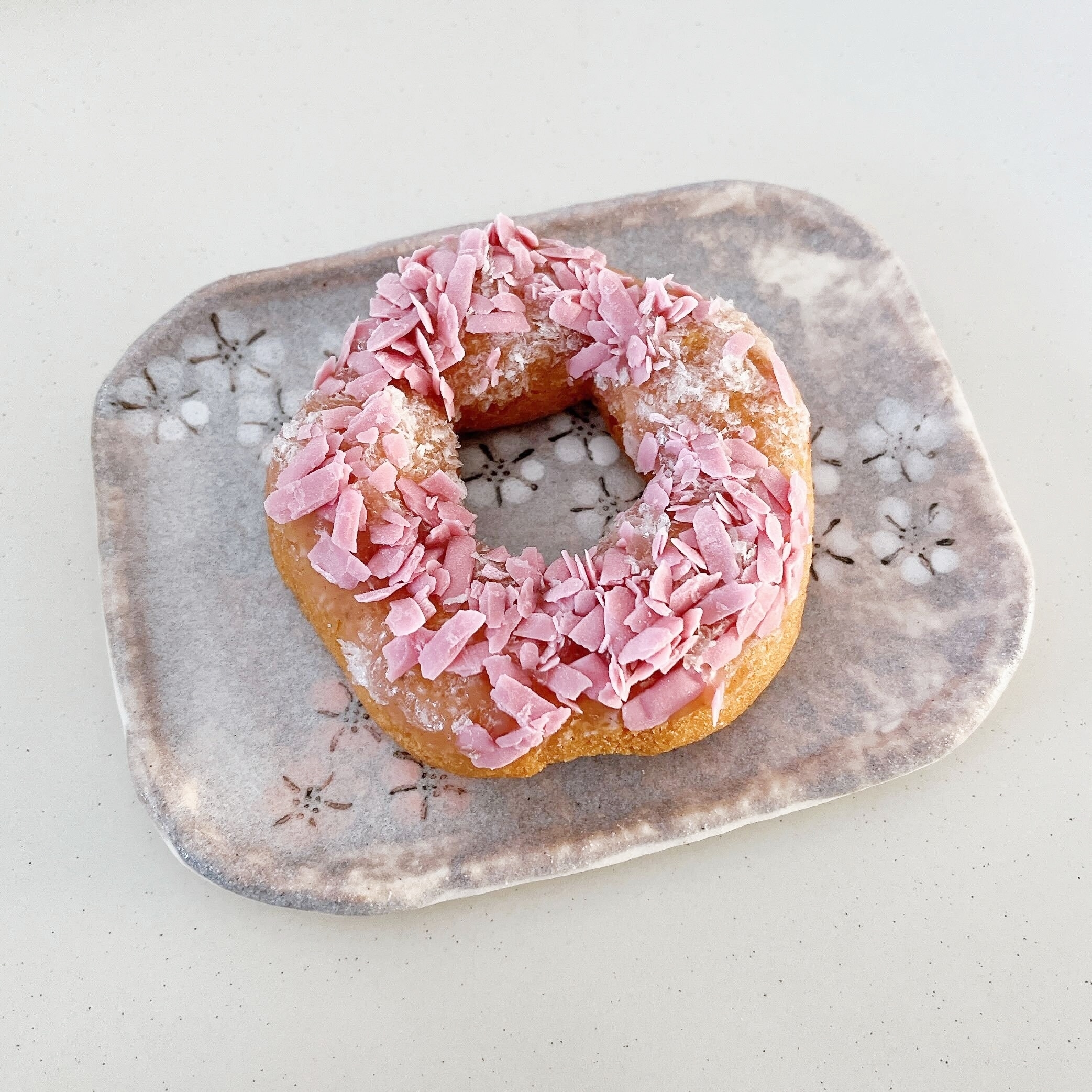 ミスタードーナツのオススメの新商品「桜もちっとドーナツ 満開」