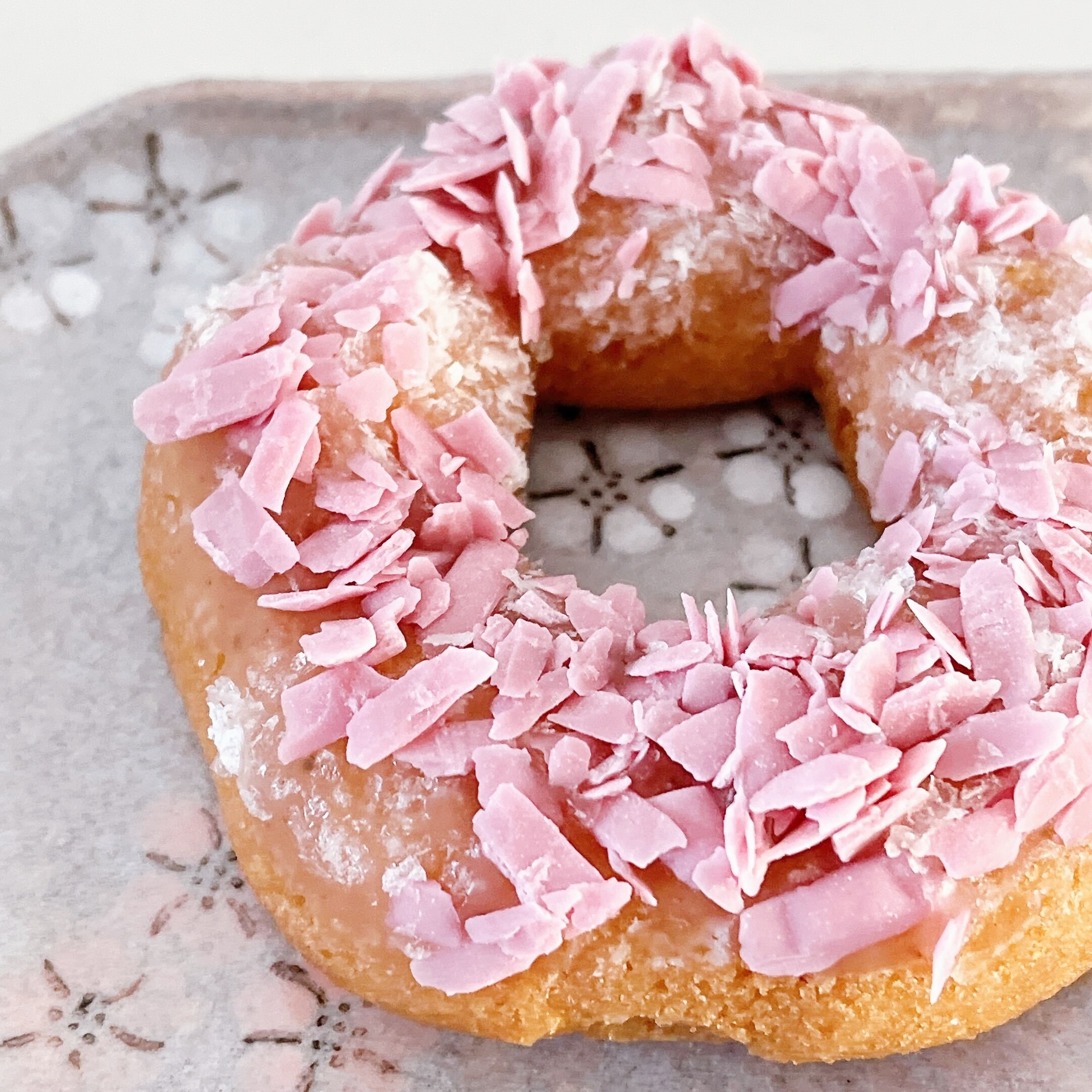 ミスタードーナツのオススメの新商品「桜もちっとドーナツ 満開」