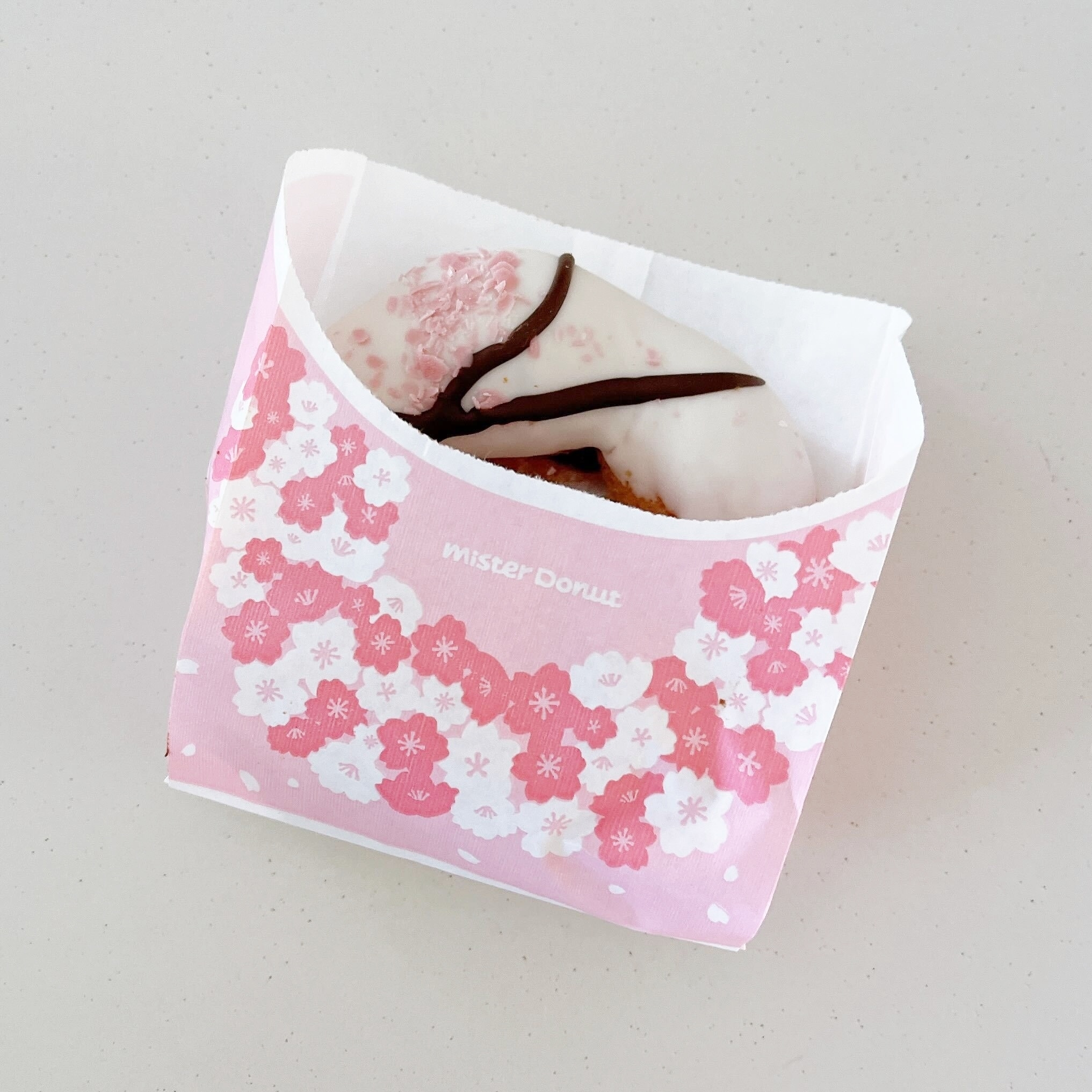 ミスタードーナツのオススメの新商品「桜もちっとドーナツ 舞い桜」