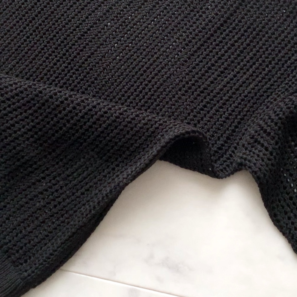UNIQLO（ユニクロ）のおすすめトップス「メッシュクルーネックセーター（長袖）」