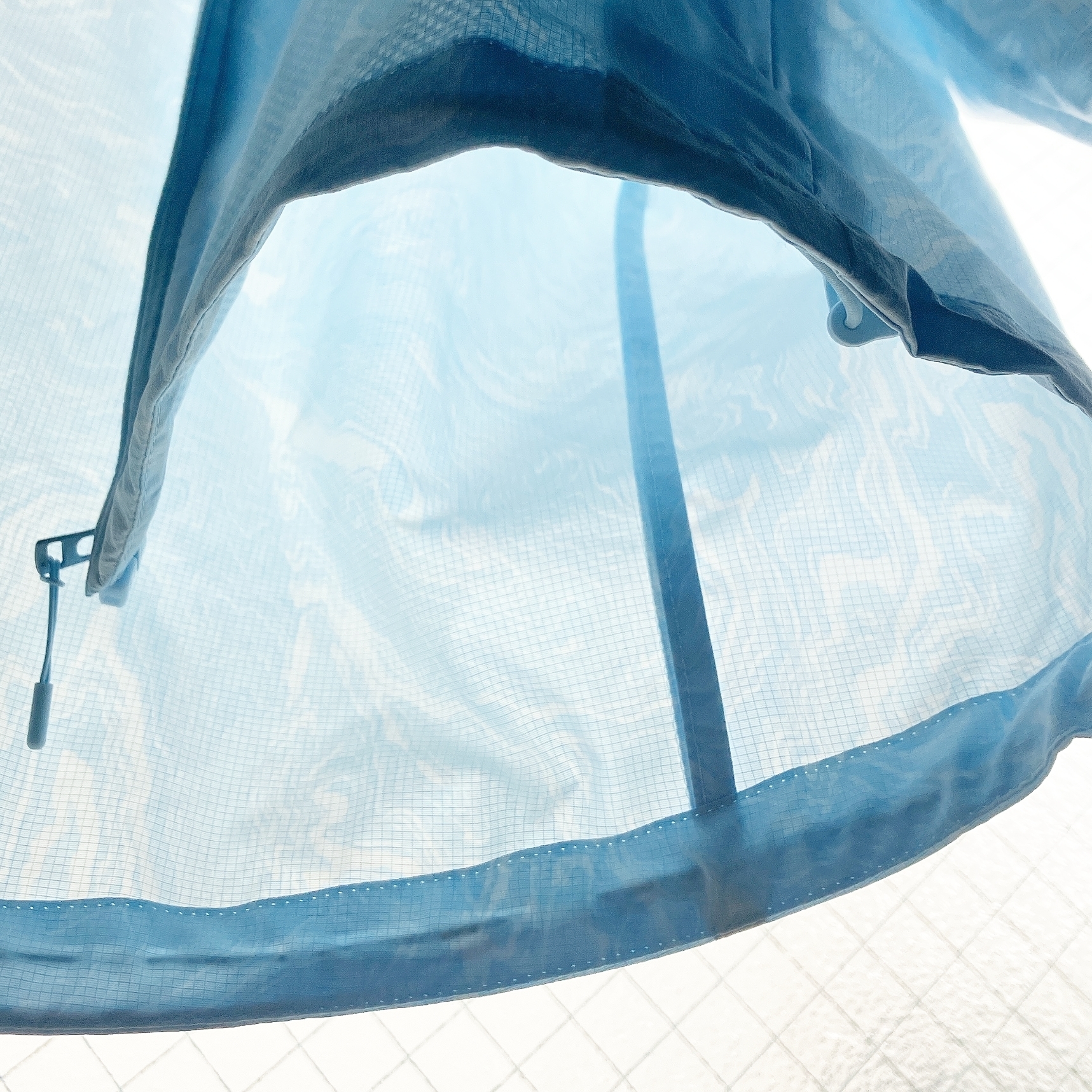 UNIQLO（ユニクロ）のおすすめアウター「ポケッタブルUVカットパーカ（ガラ）」