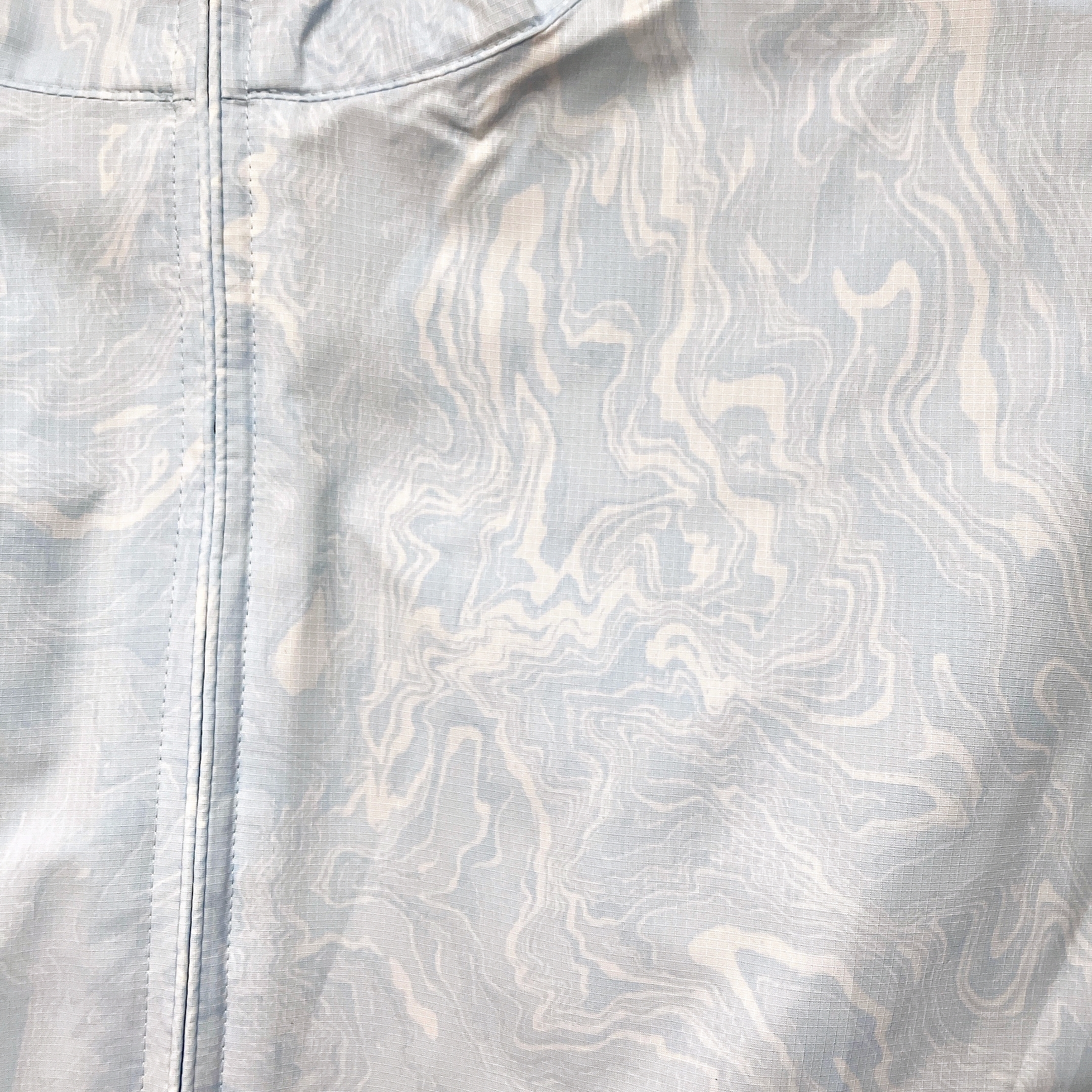 UNIQLO（ユニクロ）のおすすめアウター「ポケッタブルUVカットパーカ（ガラ）」