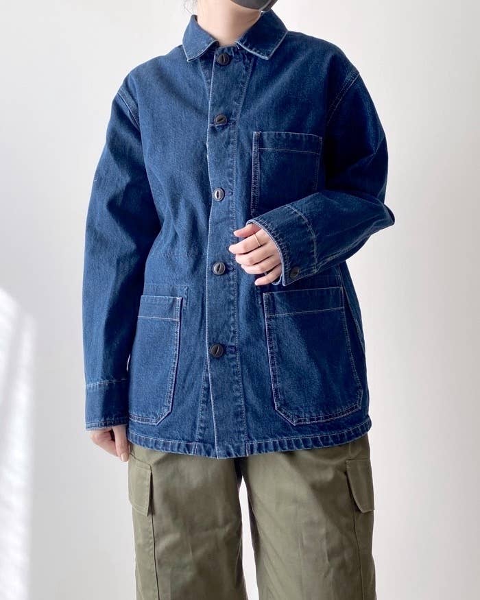 やっぱユニクロ最高すぎ。春にヘビロテ確定の「新作ジャケット」サッと 