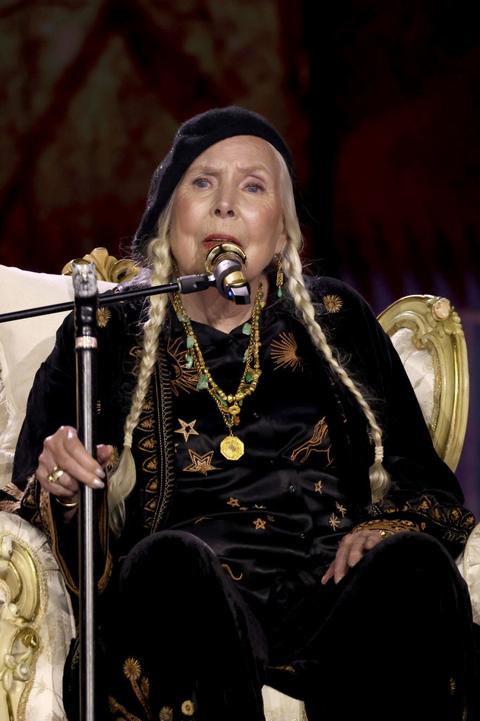 Joni Mitchell performing at the Grammys