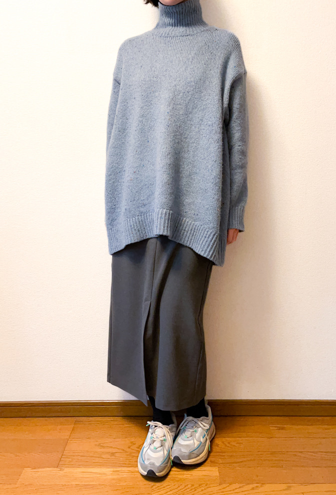 GUのオススメのスカート「スリットナローロングスカートZ」のコーディネート