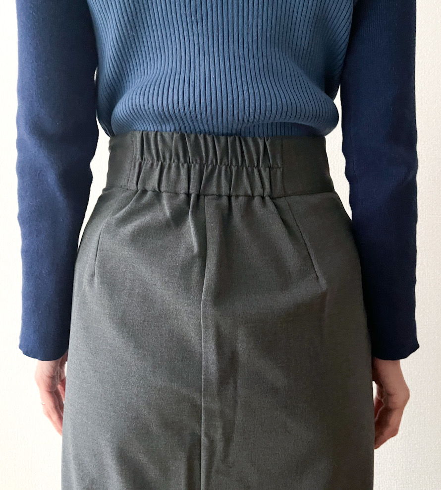 GUのオススメのスカート「スリットナローロングスカートZ」