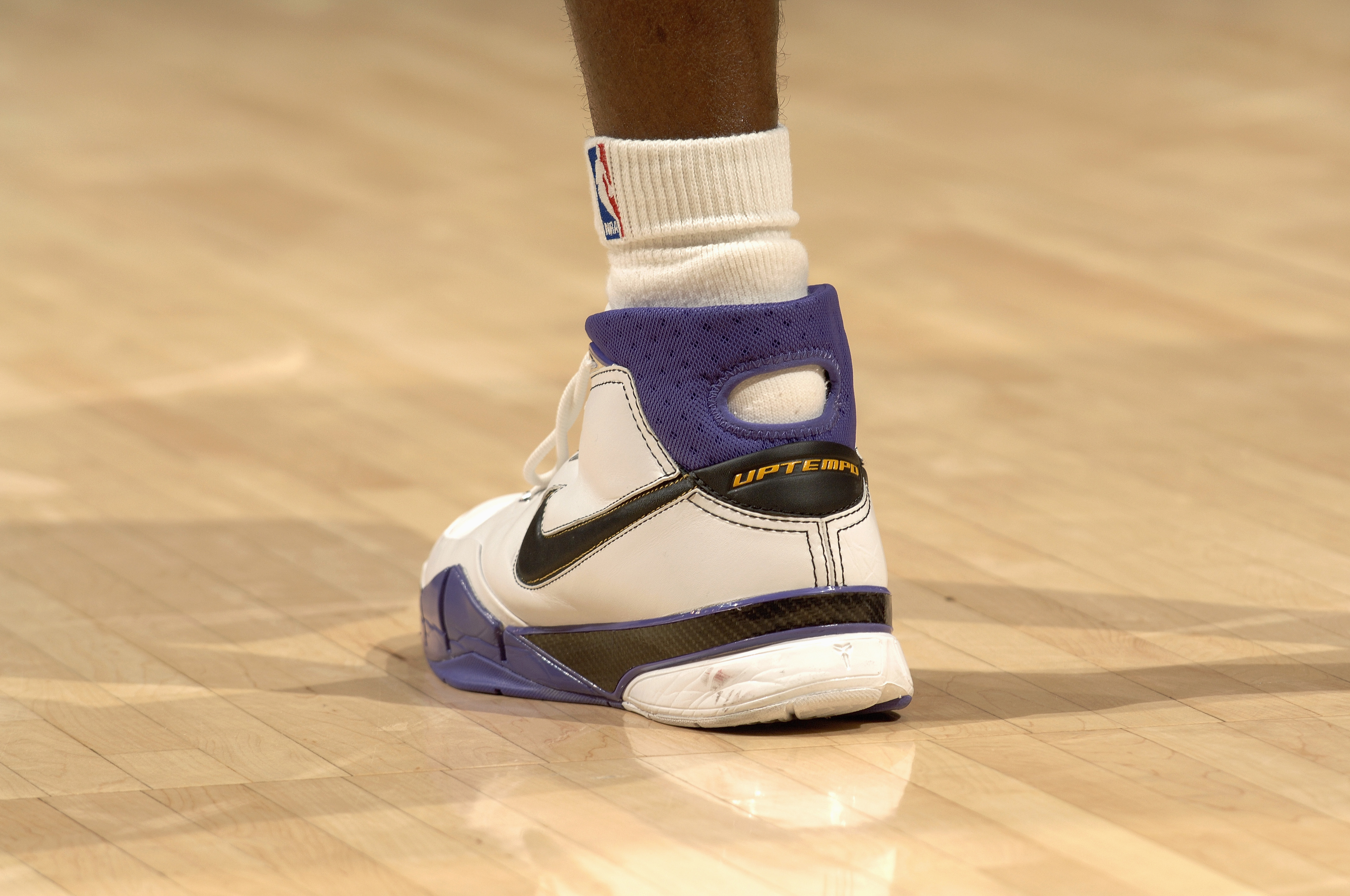 Kobe 1 clearance 81 point game