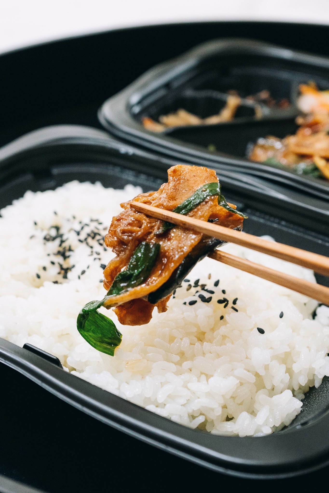 大戸屋のおすすめグルメ「茄子と豚肉のコク旨味噌炒め弁当」