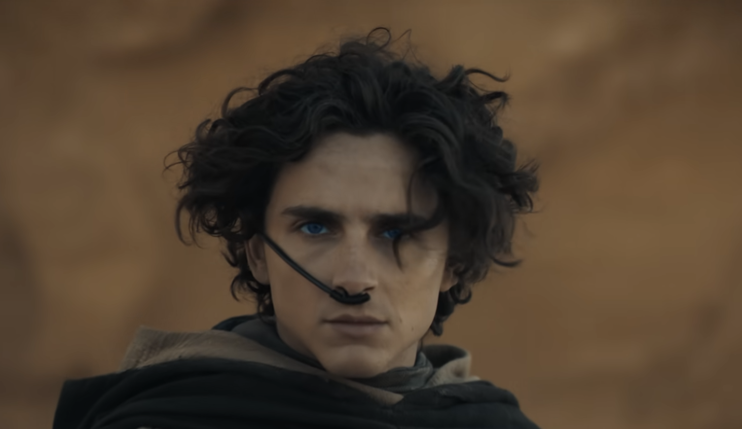 Primer plano de Timothée Chalamet como Paul Atreides en la película Dune