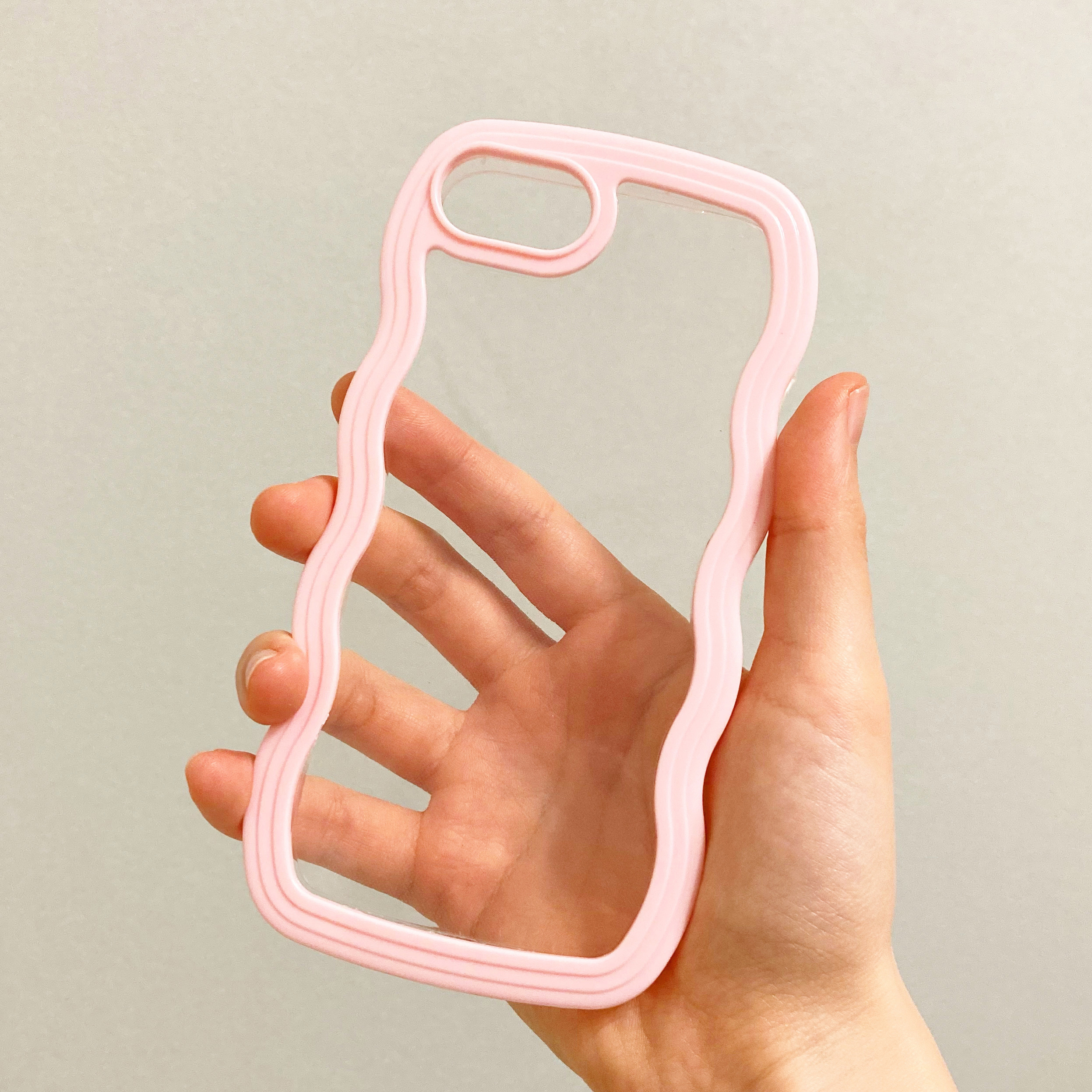 CanDo（キャンドゥ）のおしゃれiPhoneケース「なみなみケース ピンク」