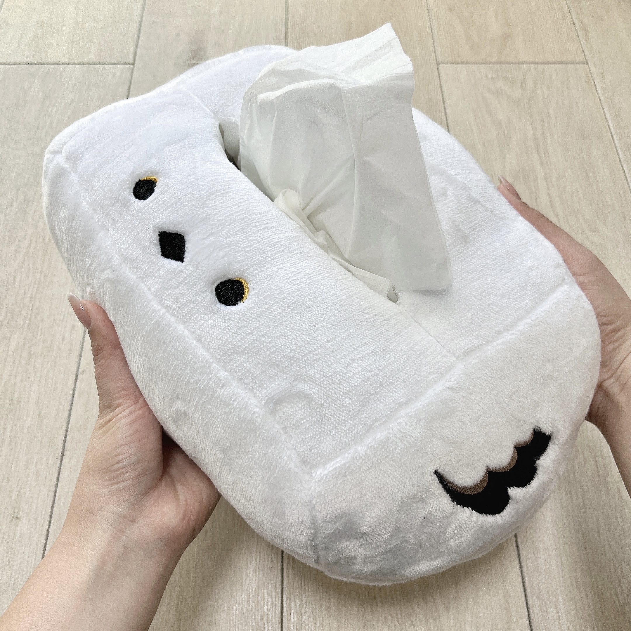 ニトリのおすすめ雑貨「ぼく、シマエナガ。 ティッシュケース（ホワイト）」