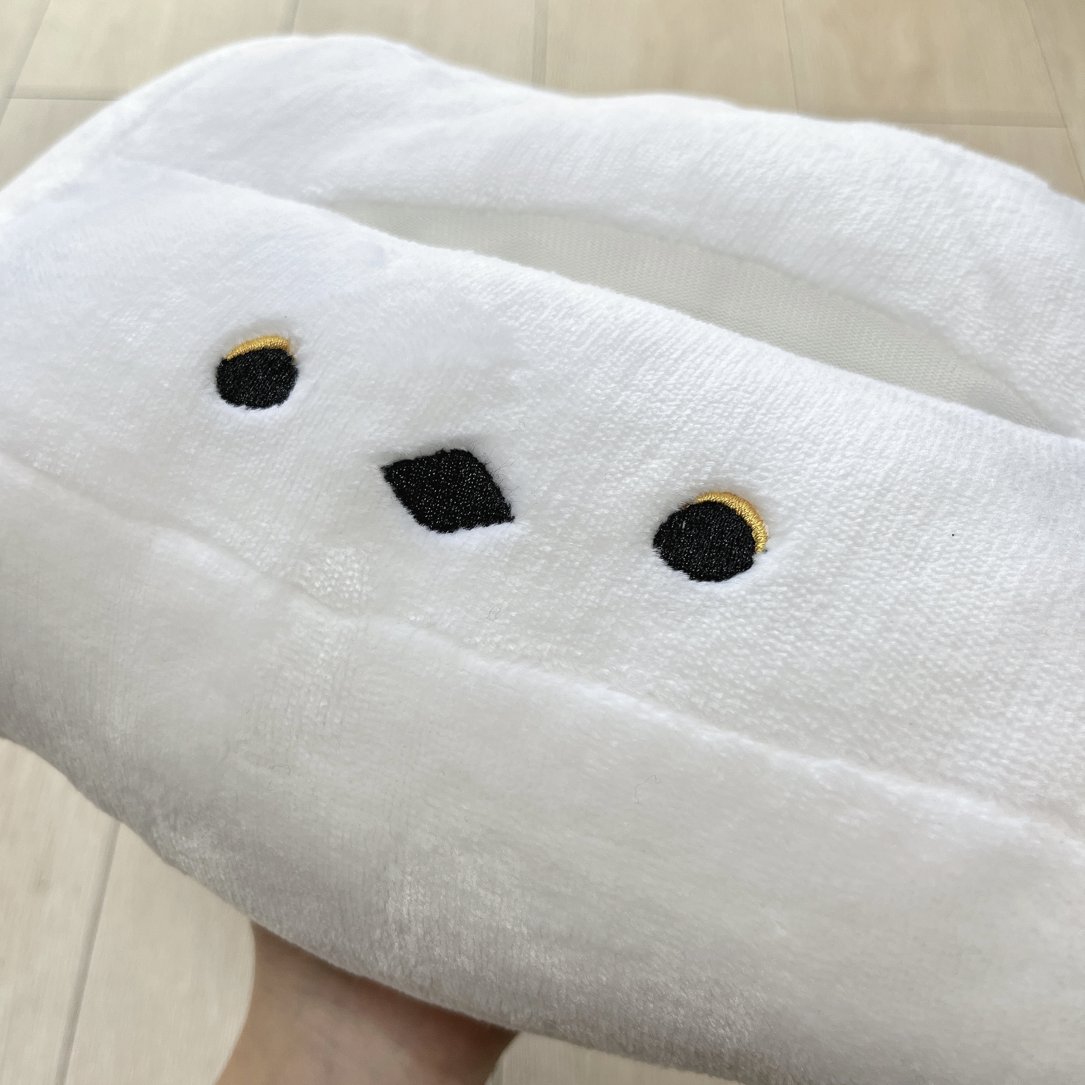 ニトリのおすすめ雑貨「ぼく、シマエナガ。 ティッシュケース（ホワイト）」