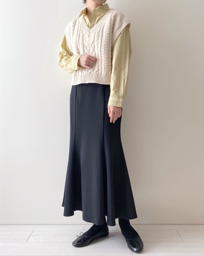 ユニクロのおすすめアイテム「リラックスストライプロングシャツ（長袖）」