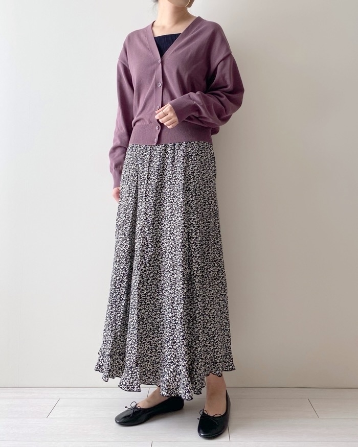 ユニクロのオススメファッションアイテム「Vネックカーディガン（長袖）」