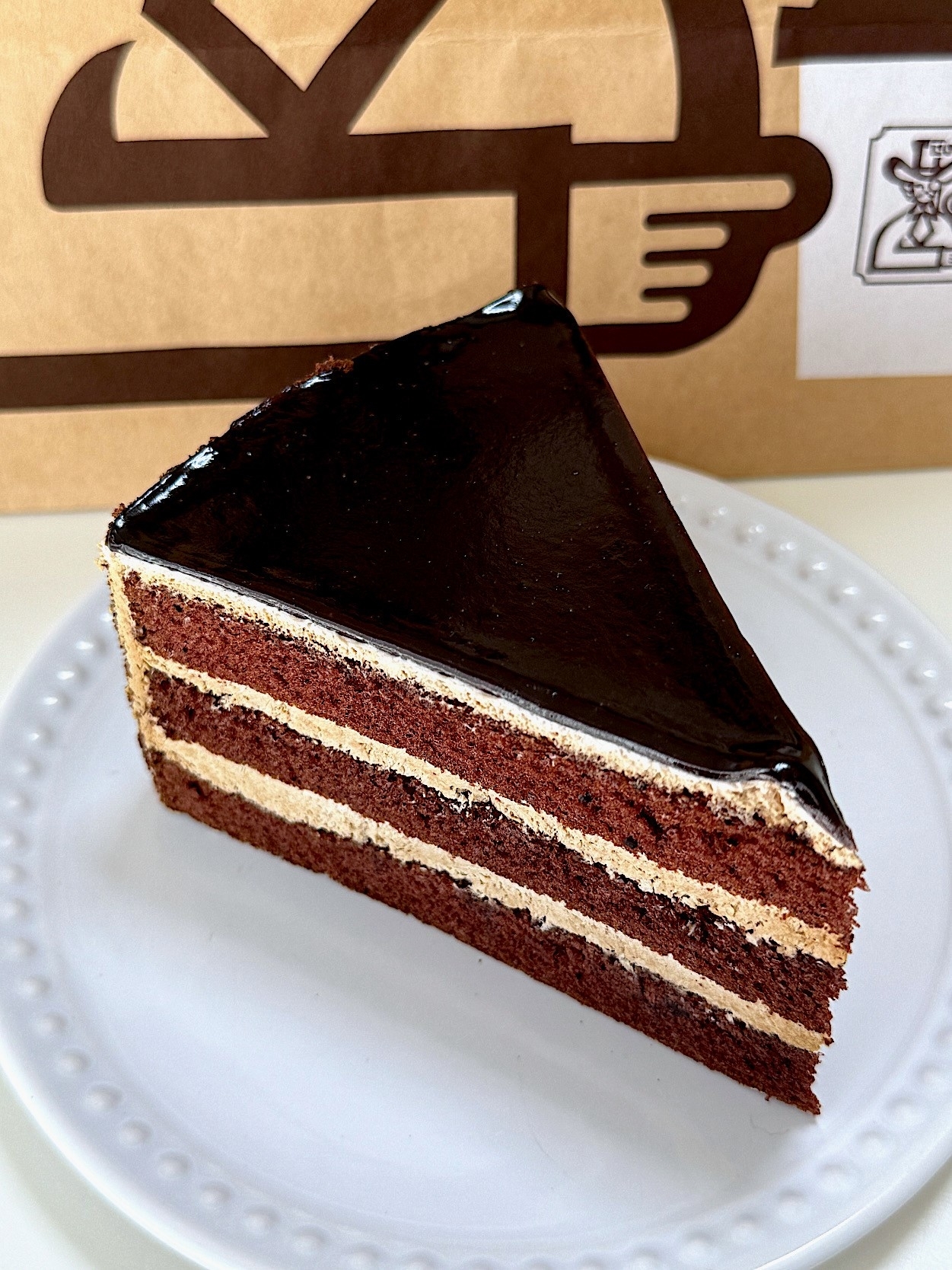 コメダ珈琲店のオススメスイーツ「カフェモカフィーユ」