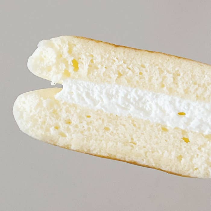 セブンのおすすめスイーツ「7プレミアム 焼きチーズスフレ4個入」