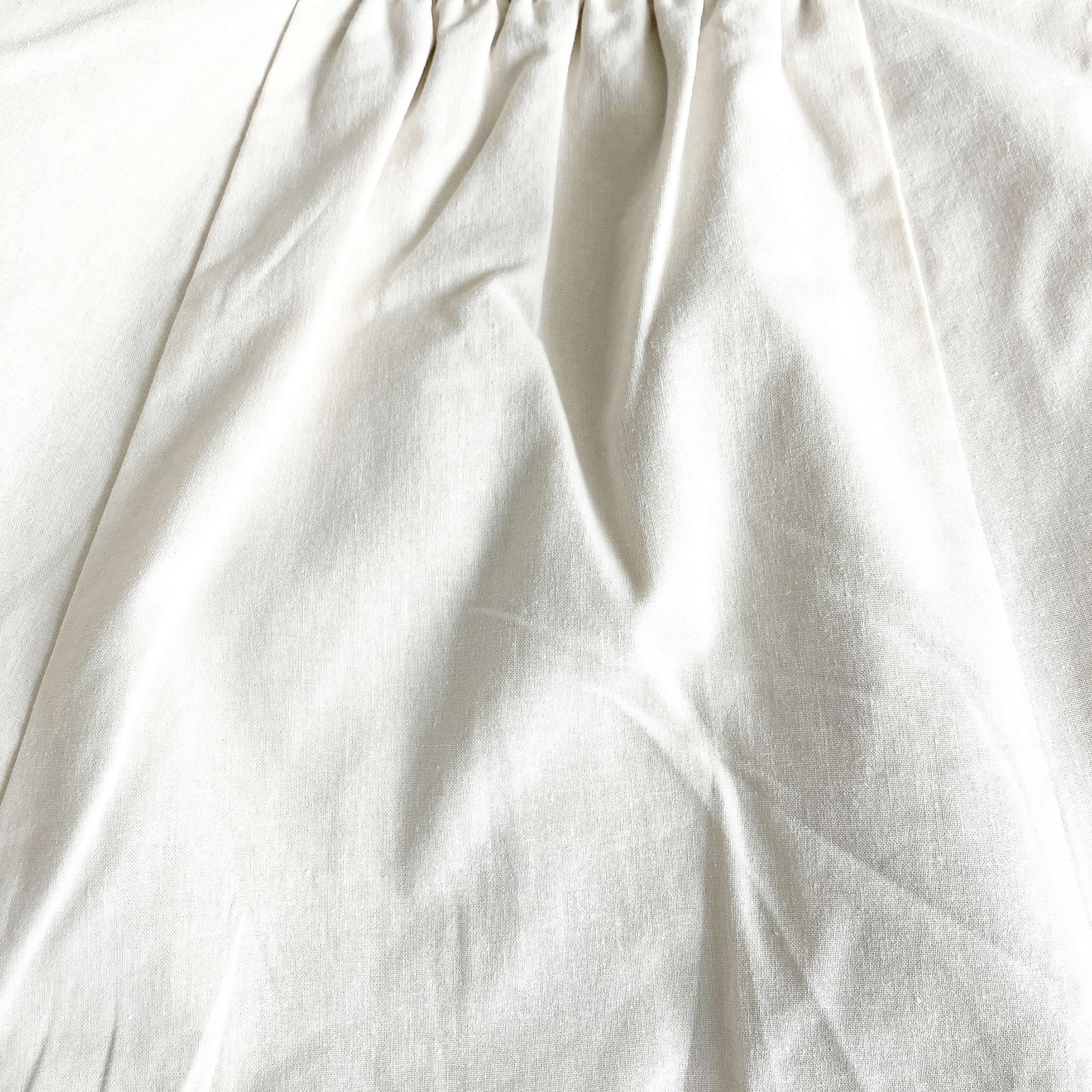 GU(ジーユー)のおすすめスカート「リネンブレンドフレアミディスカート+EC(丈短め78.0-82.0cm)」