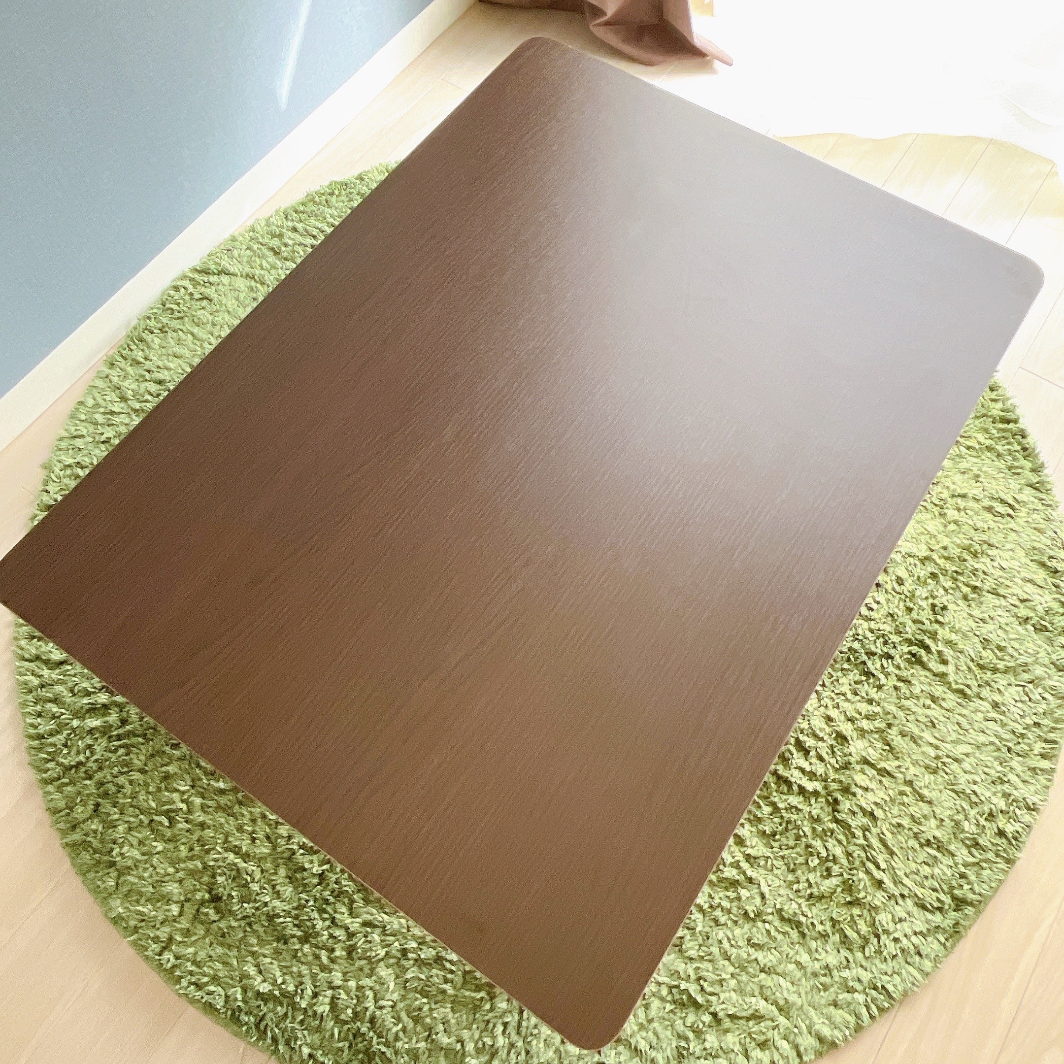 ニトリの『2990円テーブル』が買って大正解！高級感あってオシャレだし