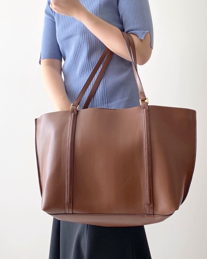 ZARAのオススメファッションアイテム「ベーシック トートバッグ」