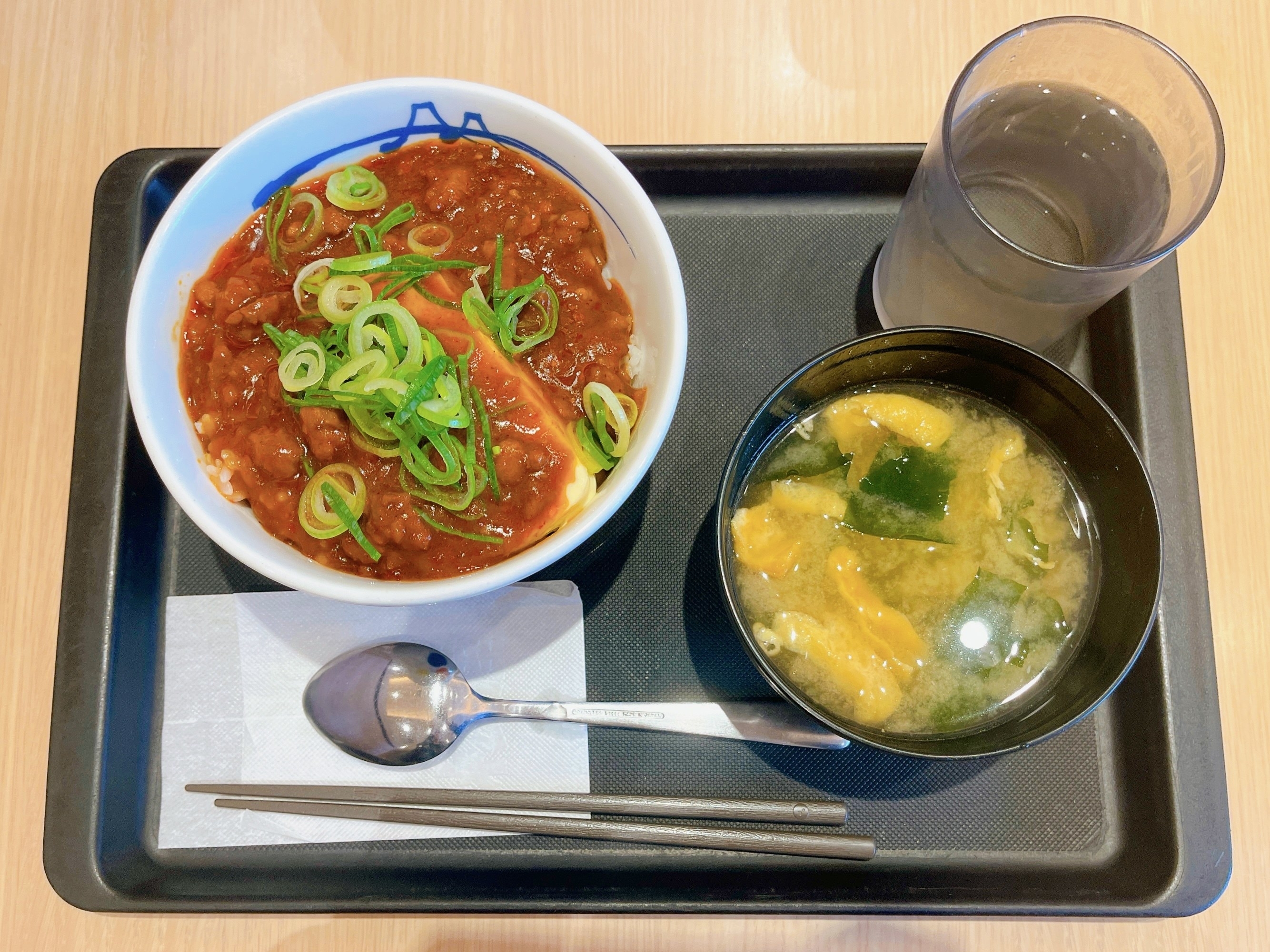 松屋のオススメのフード「富士山豆腐の本格麻婆めし」