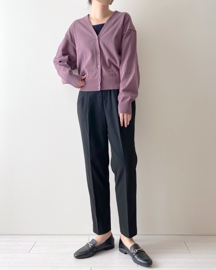 ユニクロのオススメファッションアイテム「Vネックカーディガン（長袖）」