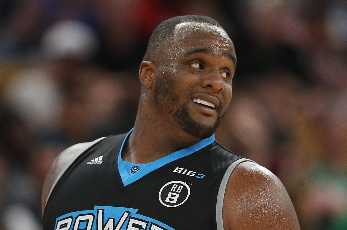 Glen Davis Defends Revealing Adult Film Past to Upset Fans | Complex