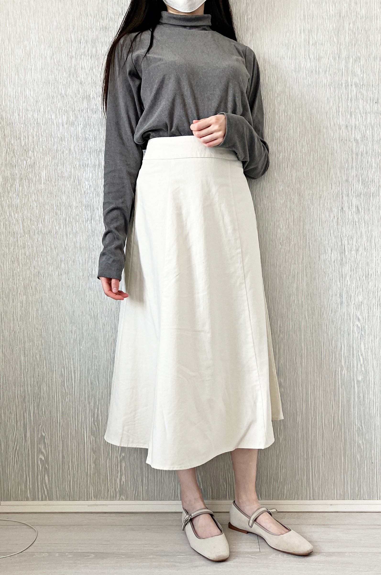 GU(ジーユー)のおすすめスカート「リネンブレンドフレアミディスカート+EC(丈短め78.0-82.0cm)」