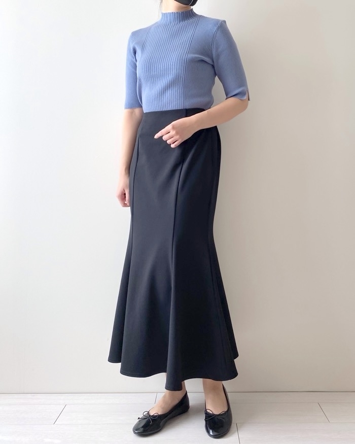 GUのおすすめファッションアイテム「リブミニハイネックセーター(5分袖)Z」