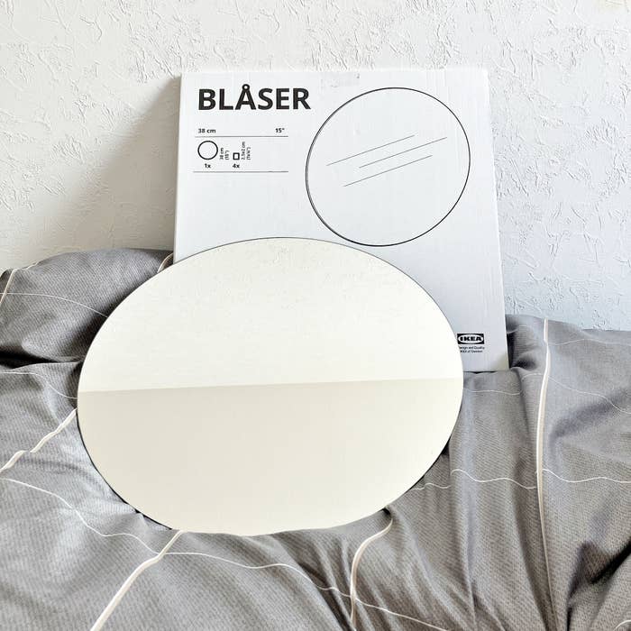 IKEA(イケア)のオススメのミラー「BLÅSER ブローセル ミラー」