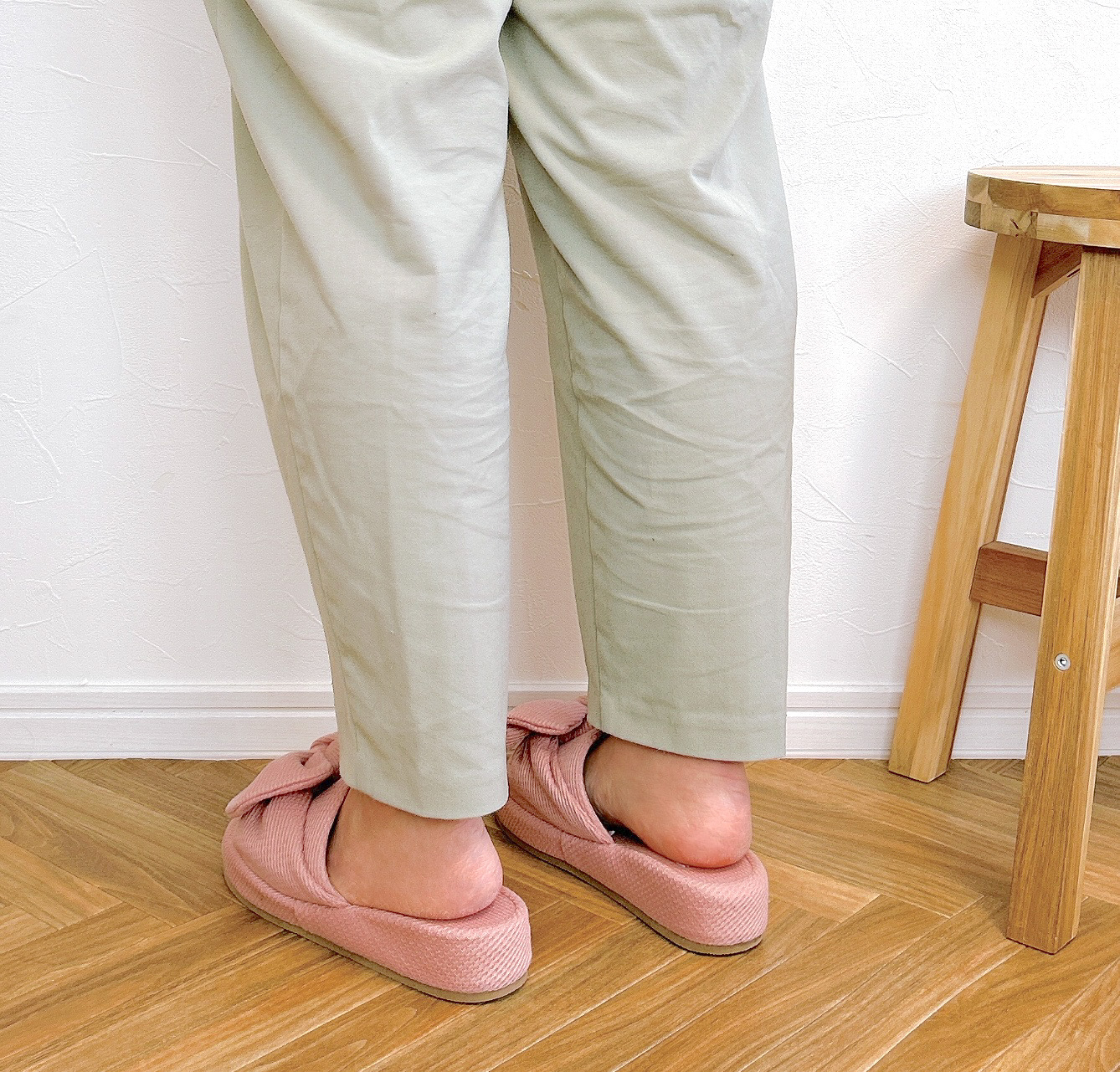 しまむらのおすすめスリッパ「リボンデザインスリッパ（MUMU）」