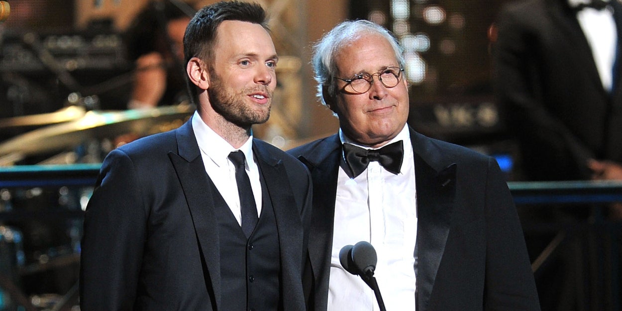 Joel McHale Retells Tale of Dislocating Chevy Chase's Shoulder During Fight on 'Community' Set - Vimarsana News