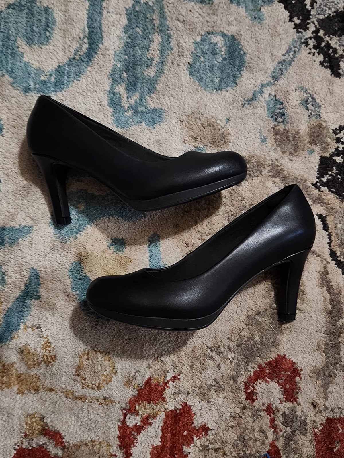 Review photo of the black pumps